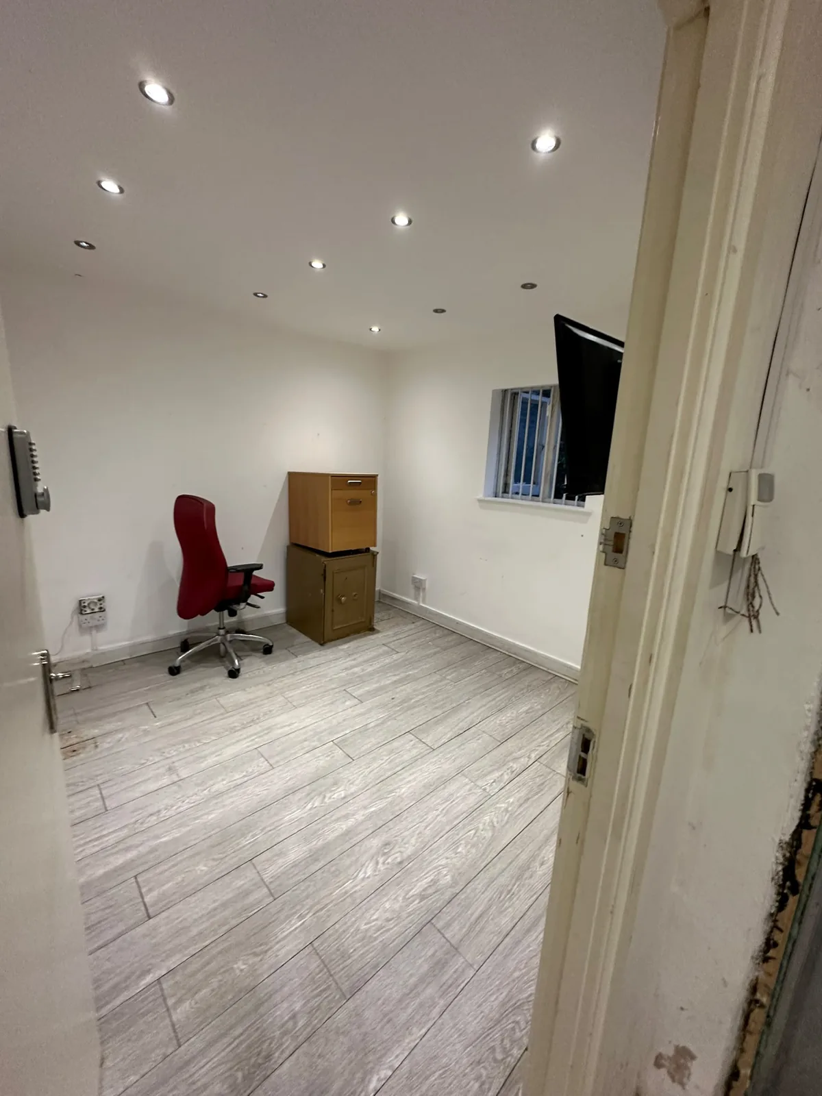 Cleaned interior room with finished flooring
